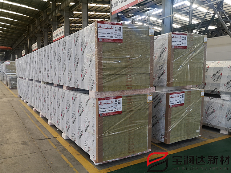 聚氨酯側封巖棉板制作工藝